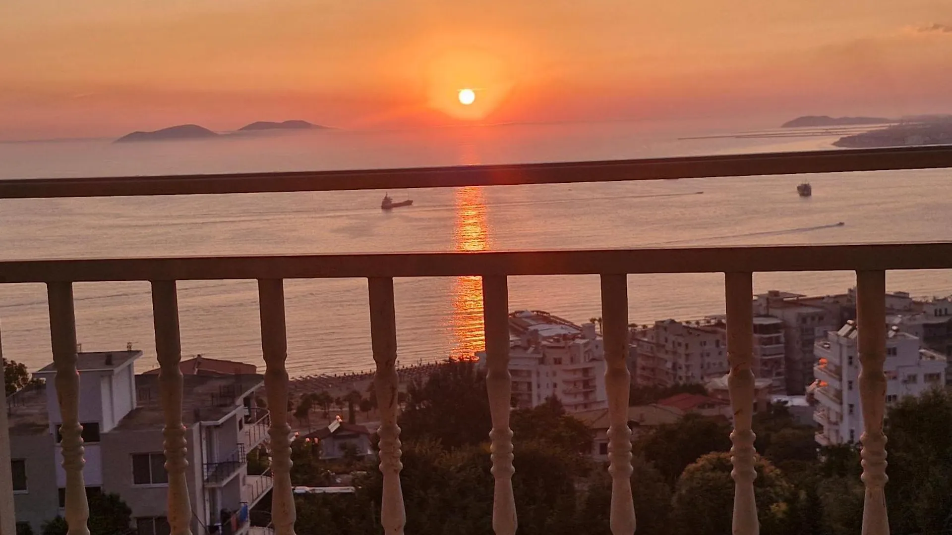 Alma'S Apartments At Residence Vlorë